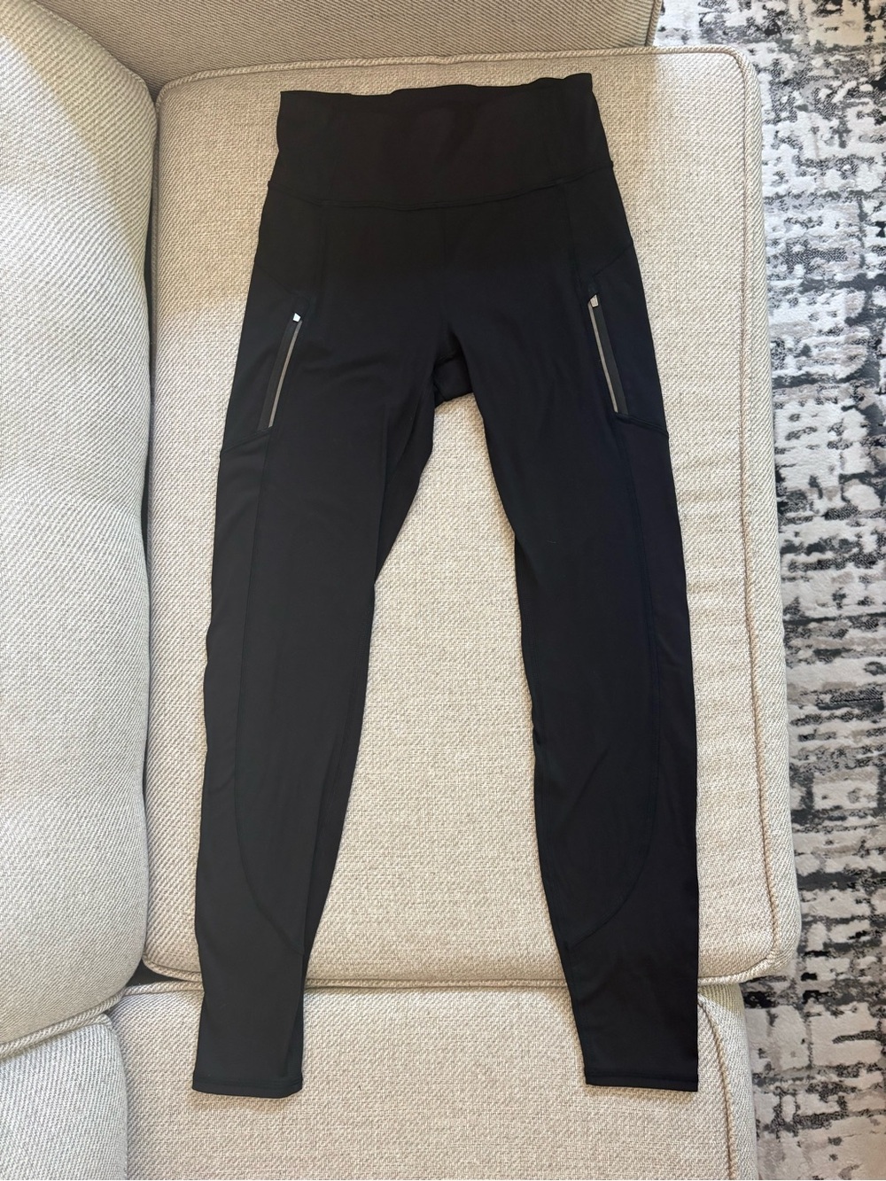 Athleta Women’s Rainier Mesh Tight, Black, XS - Picture 4 of 6